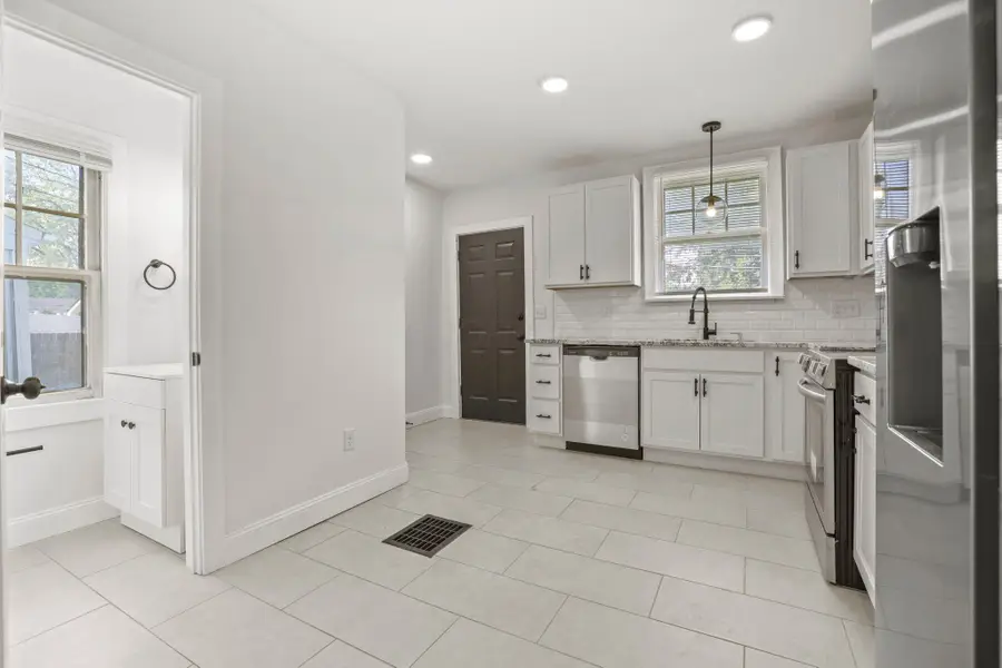 415 S Huron Avenue, Columbus, OH 43204 - Image #2