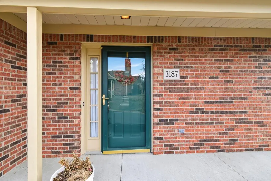 3187 Pine Manor Boulevard, Grove City, OH 43123 - Image #3