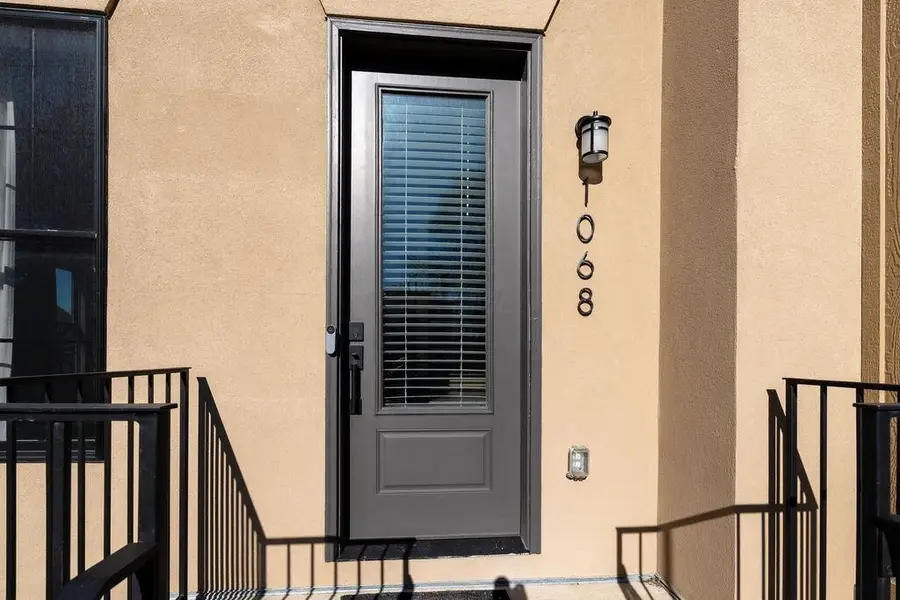 1068 Bryden Road, Columbus, OH 43205 - Image #2