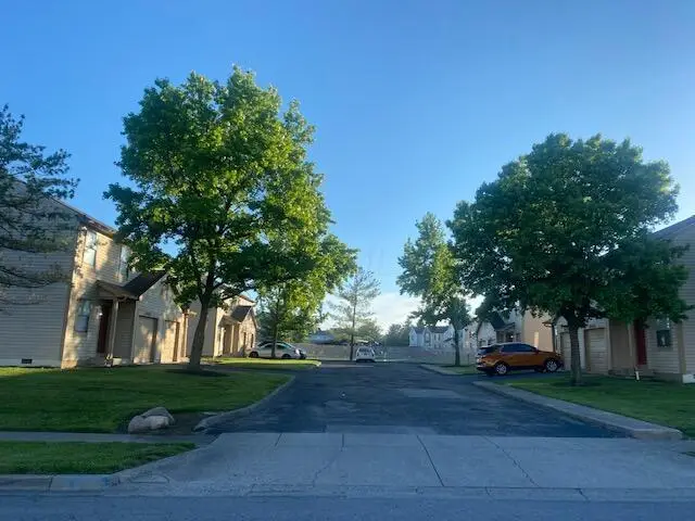 6900-6928 Gemstar Road, Reynoldsburg, OH 43068 - Image #2