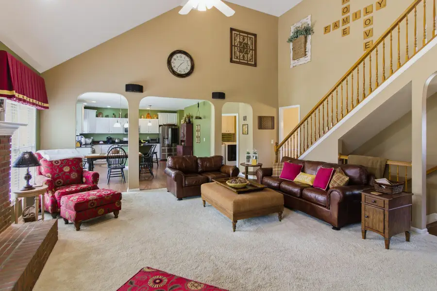 13252 Ashley Creek Drive, Pickerington, OH 43147 - Image #3