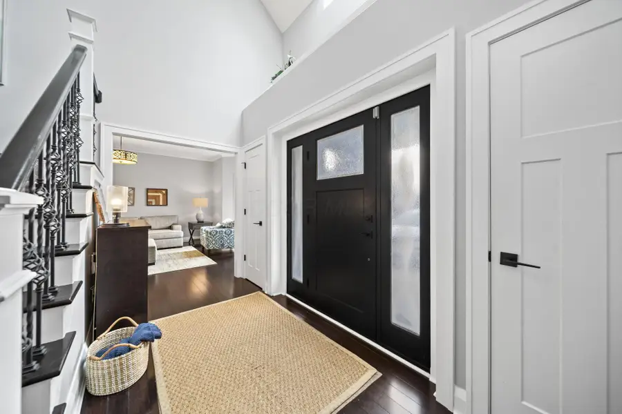 5877 Tarton Circle S, Dublin, OH 43017 - Image #2