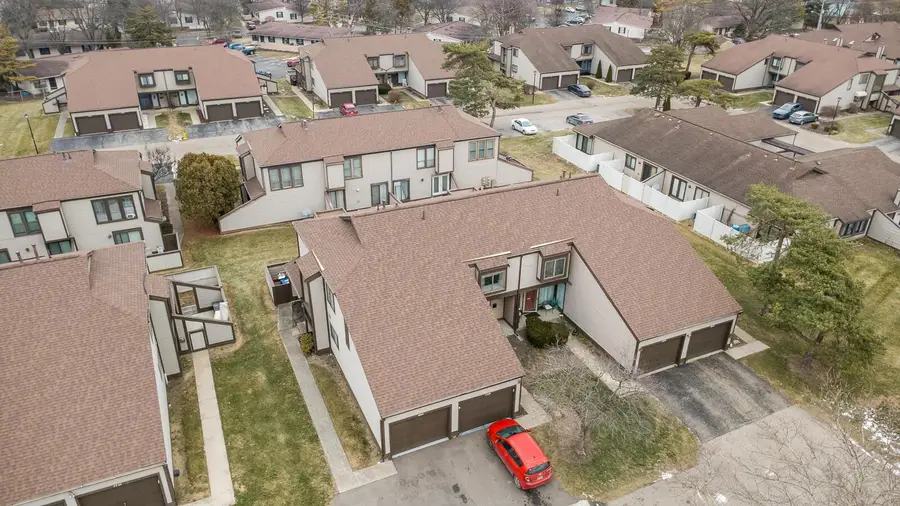 5260 Westbury Drive, Columbus, OH 43228 - Image #2