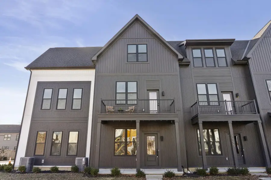 1097 Franklin Avenue, Columbus, OH 43205 - Image #2