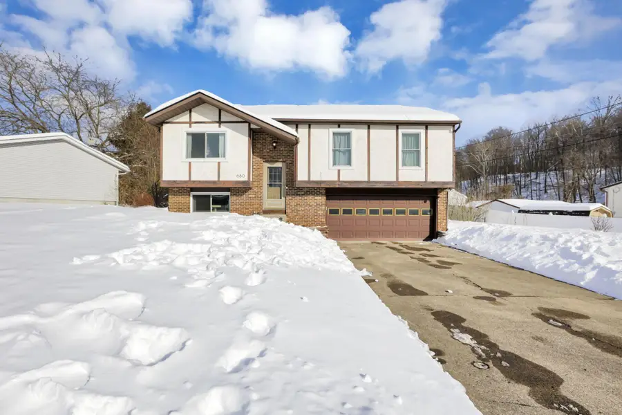 680 Creekview Drive, Heath, OH 43056 - #2