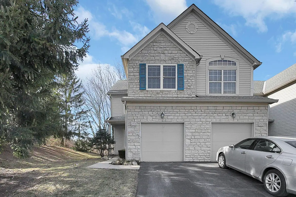 2571 Rustling Oak Boulevard, Hilliard, OH 43026 - Image #1