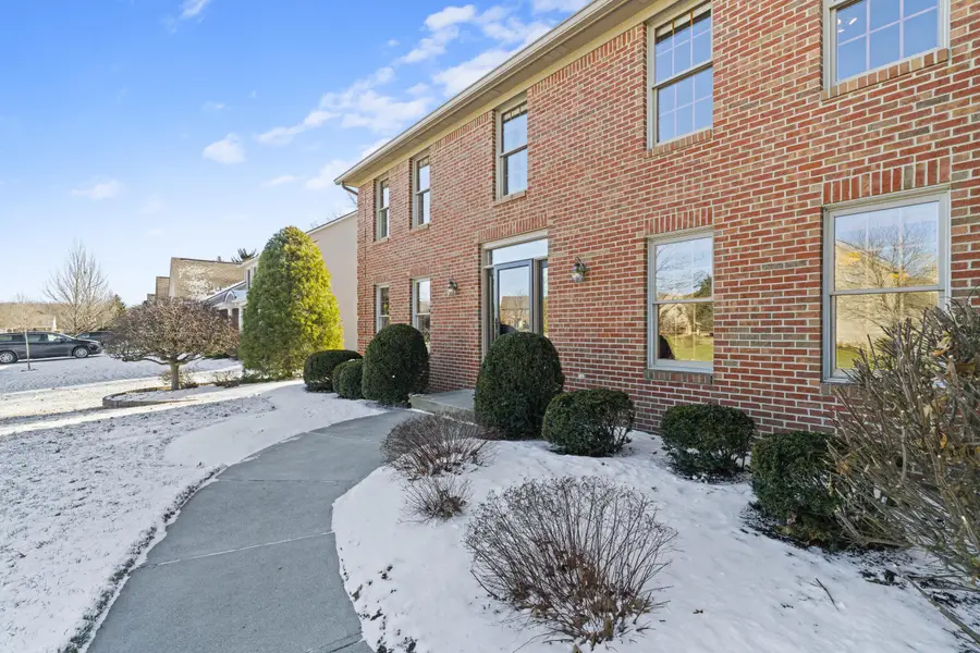 2890 Nantucket, Lewis Center, OH 43035 - Image #2