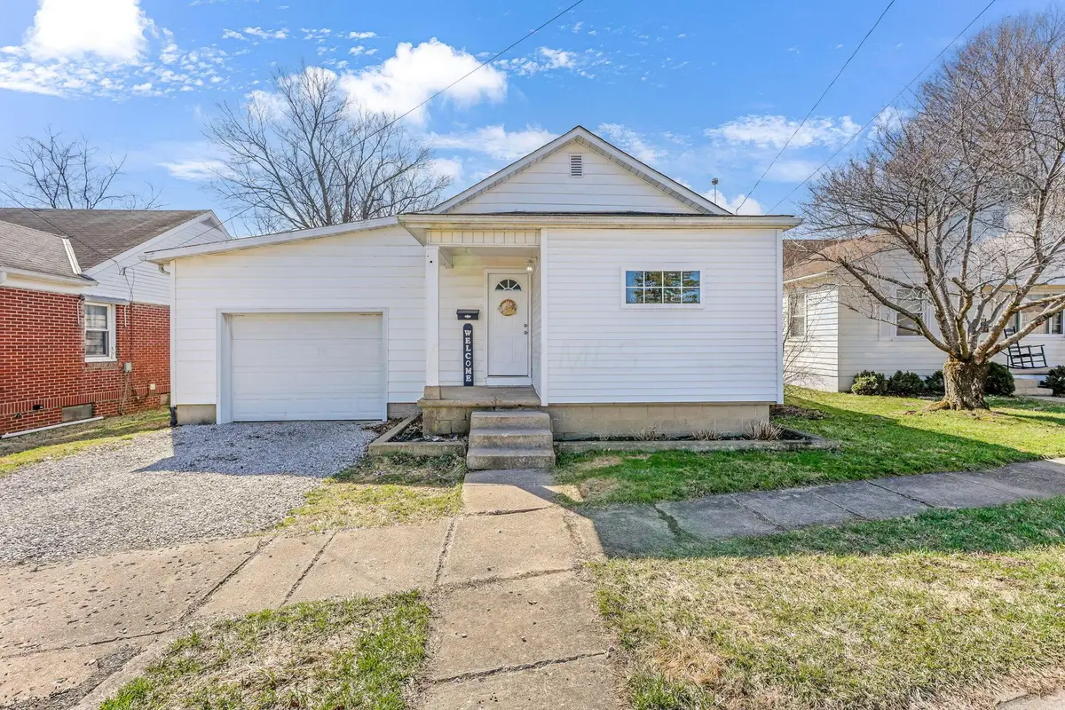 727 W Washington Street, Baltimore, OH 43105 - #1