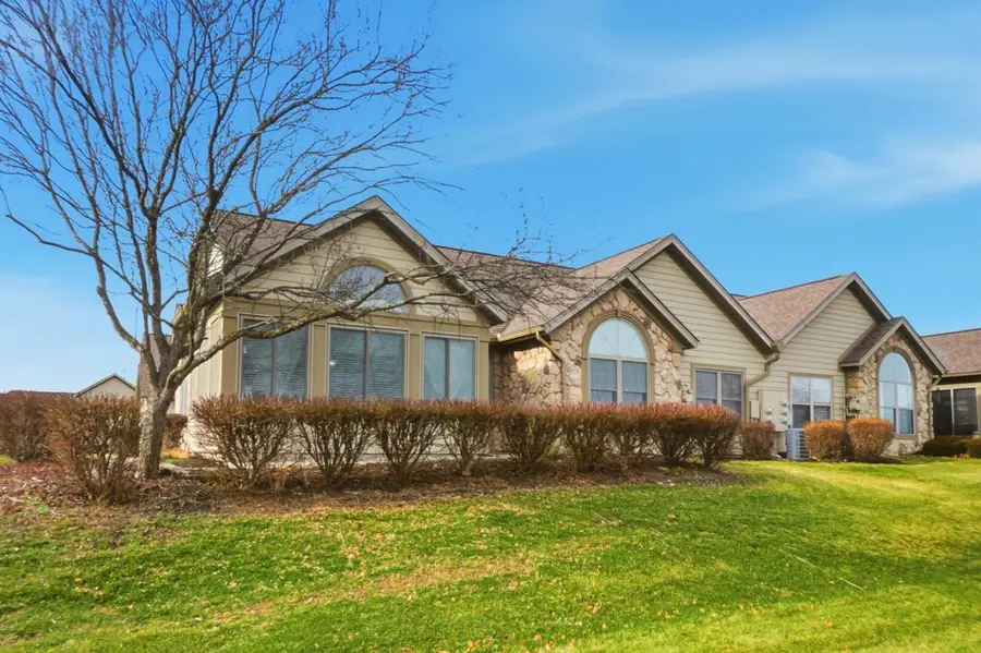 2558 Landings Way, Grove City, OH 43123 - Image #2