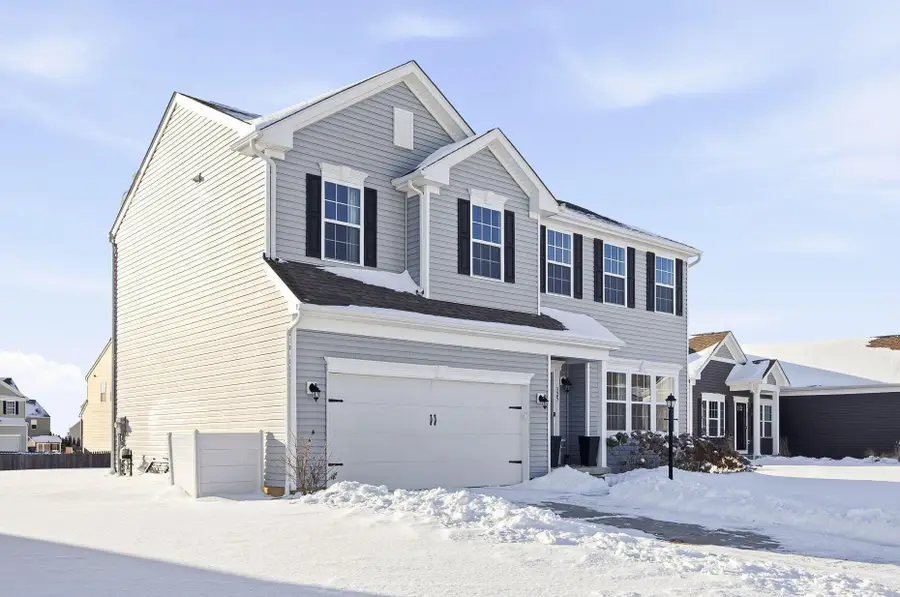 325 Green Acres Drive, Johnstown, OH 43031 - Image #3