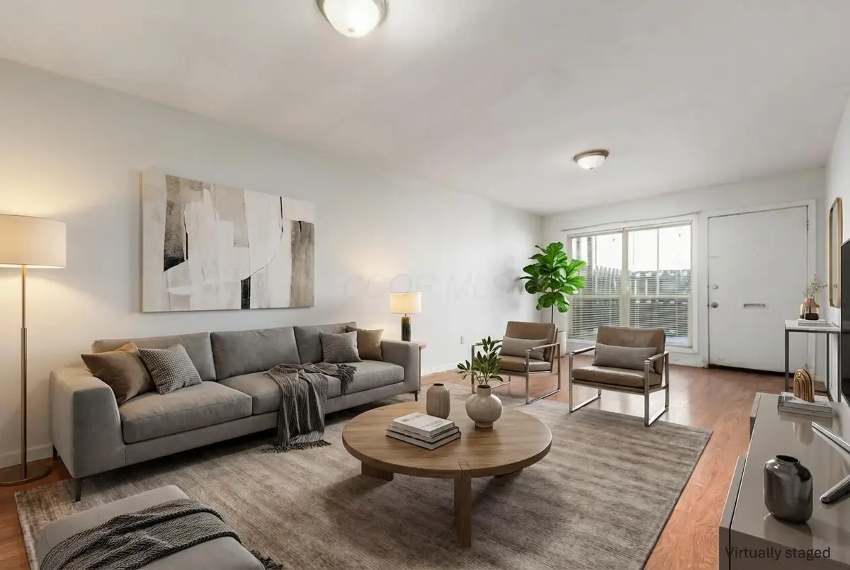 1126 Merrimar Circle N, Columbus, OH 43220 - Image #1