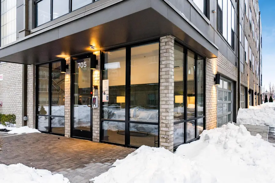 705 Civitas Avenue, Columbus, OH 43215 - #2