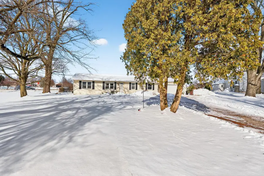 1201 Bowtown Road, Delaware, OH 43015 - #3