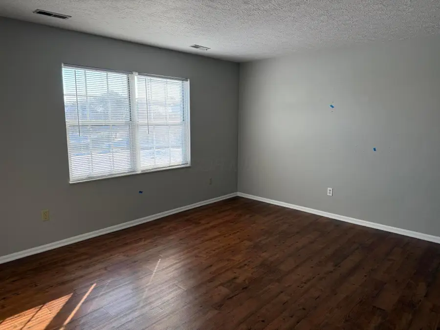 7887 Thornfield Lane, Columbus, OH 43235 - #3