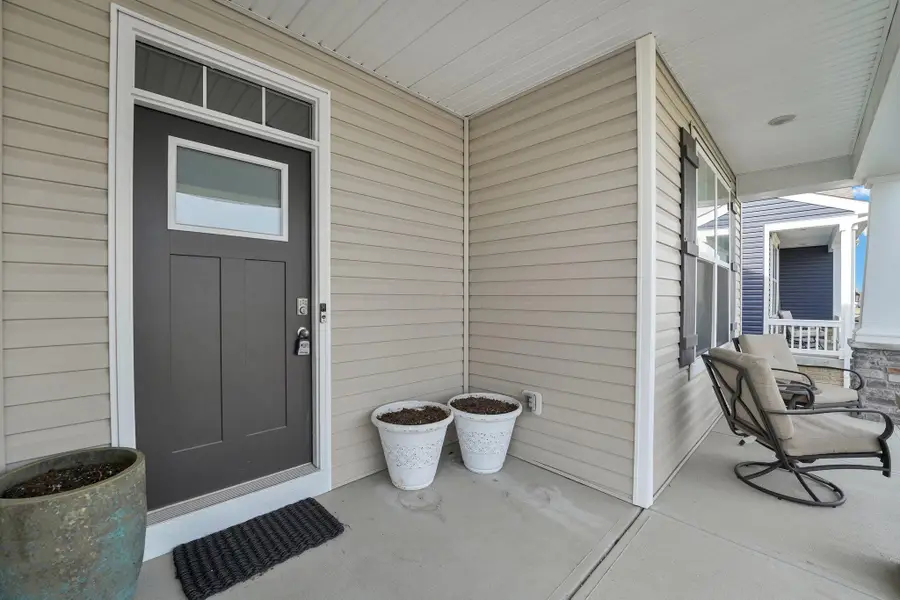 297 Mahogany Lane, Commercial Point, OH 43116 - Image #2