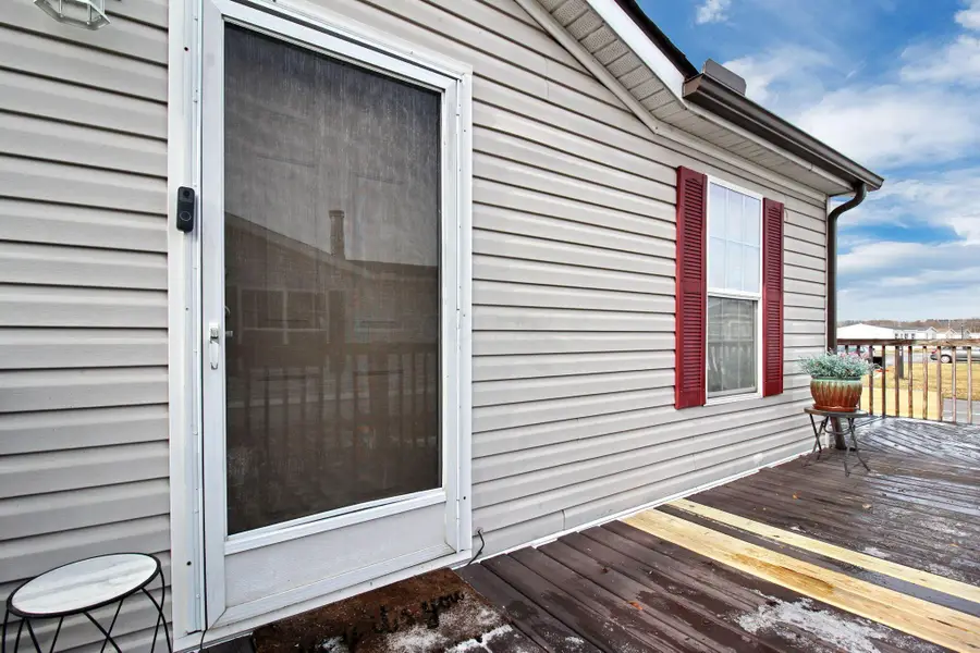 1100 Thornwood Drive Sw, Heath, OH 43056 - Image #3