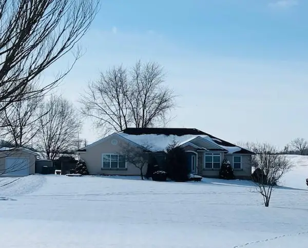 8144 National Road, Thornville, OH 43076