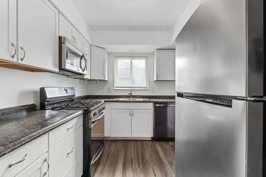 1208 Woodbrook Lane, Columbus, OH 43223 - Image #3