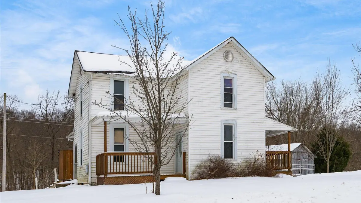 7204 State Route 345 Ne, New Lexington, OH 43764 - #1