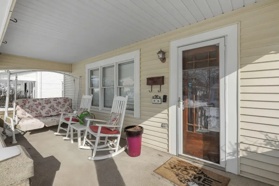 28 N Hazelwood Avenue, Newark, OH 43055 - Image #2