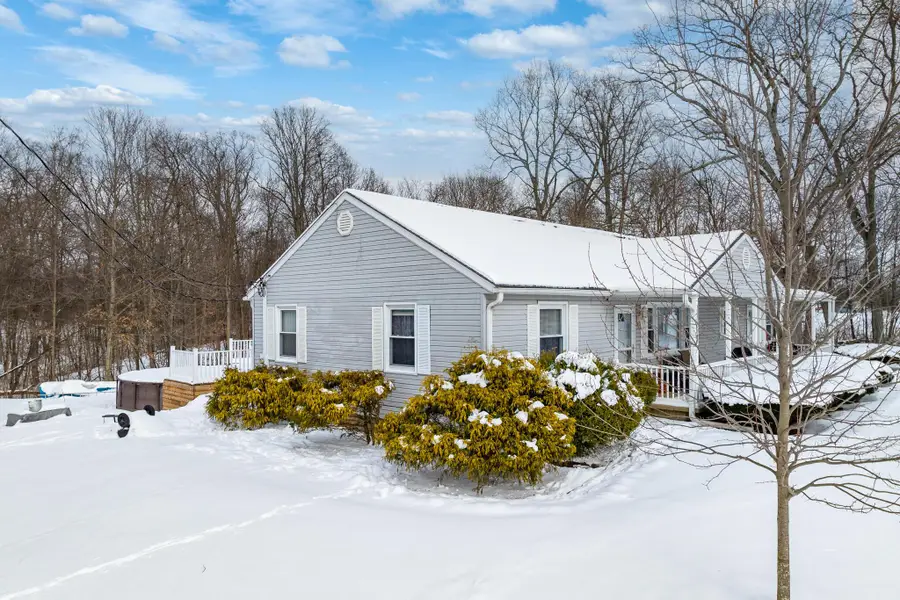 7618 Stout Road, Circleville, OH 43113 - #3