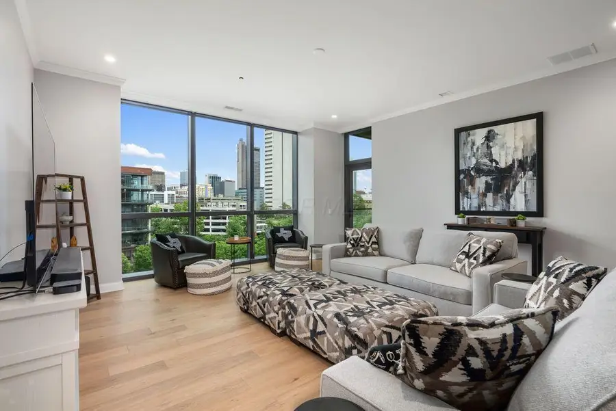 225 John H Mcconnell Boulevard, Columbus, OH 43215 - Image #2