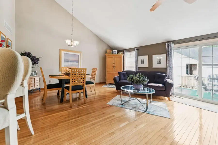 1083 Oak Bay Drive, Galloway, OH 43119 - #2