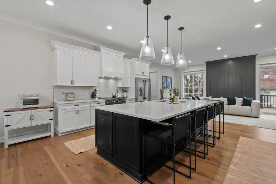 130 Barrington Place, Powell, OH 43065 - #3