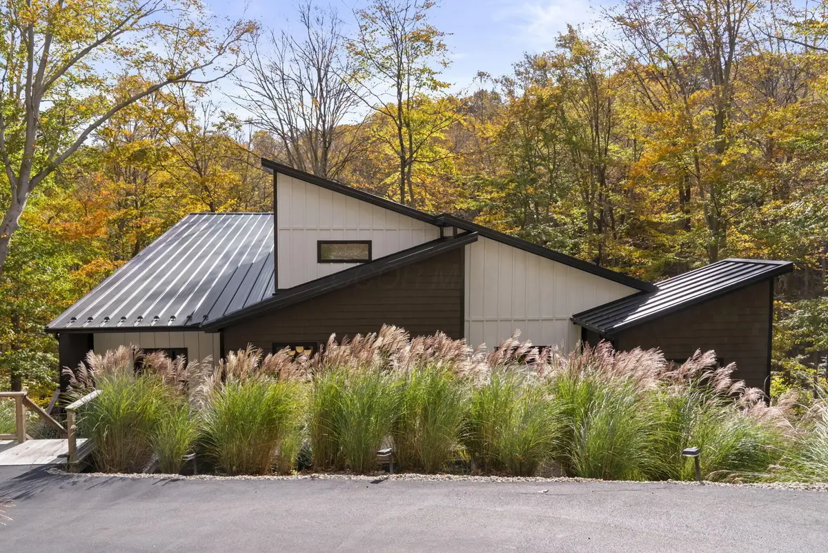 1633 Cardinal Hill Lane, Sugar Grove, OH 43155 - Image #1