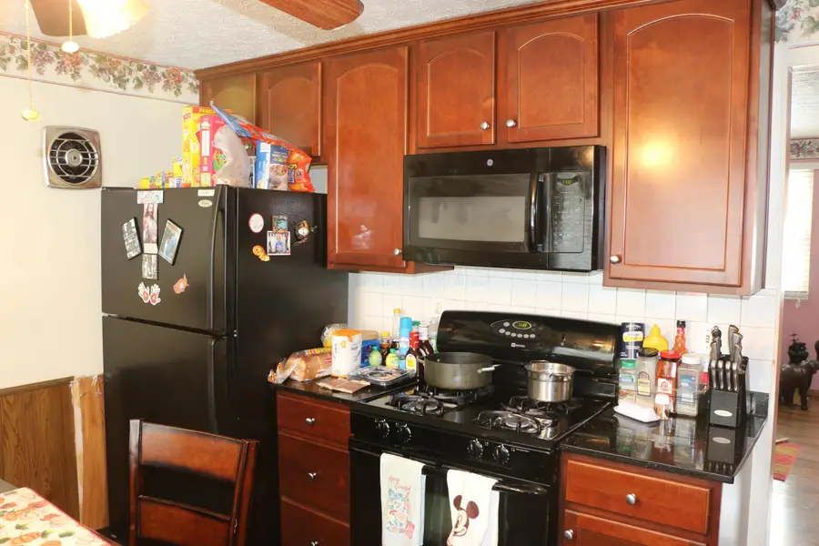 2251 Meridian Court, Columbus, OH 43232 - Image #2