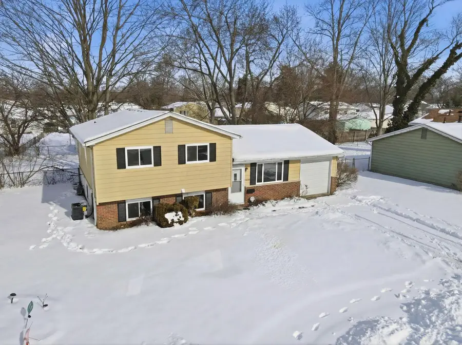 5278 Glenbriar Court, Columbus, OH 43232 - Image #2