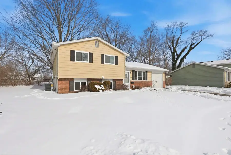 5278 Glenbriar Court, Columbus, OH 43232 - Image #3