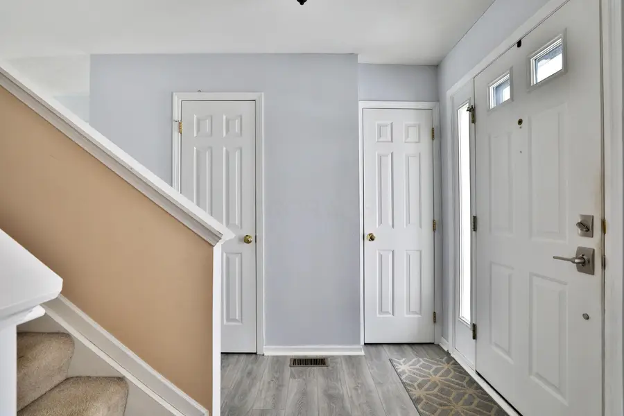 8628 Clover Glade Drive, Lewis Center, OH 43035 - Image #2