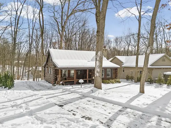 410 Apple Hill Hill N, Howard, OH 43028