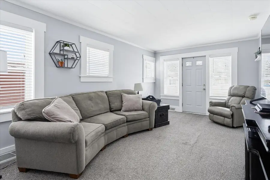 1219 Washington Avenue, Washington Court House, OH 43160 - #3