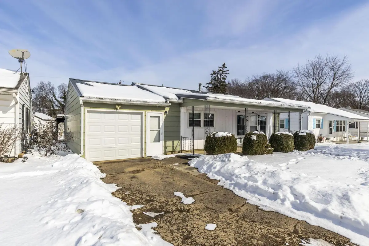 430 Ruth Avenue, Circleville, OH 43113 - #1