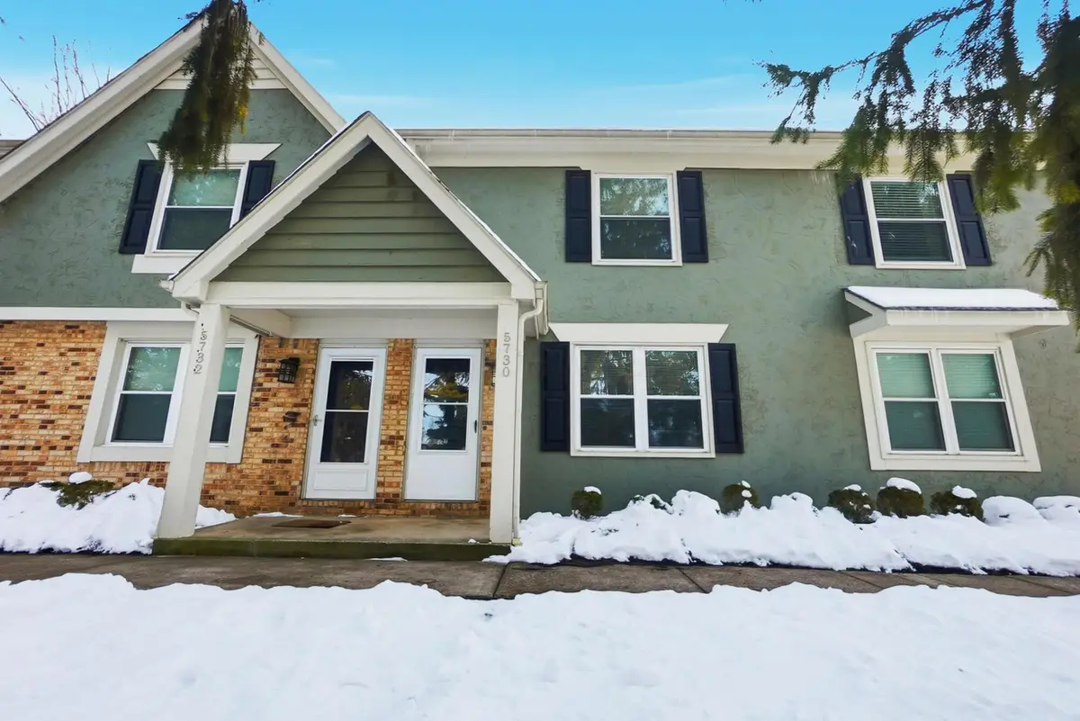 5730 Crossing Court, Columbus, OH 43231 - Image #1