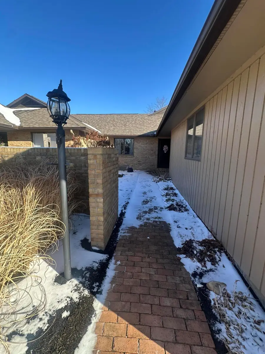 1364 Woodridge Road, Marion, OH 43302 - #3