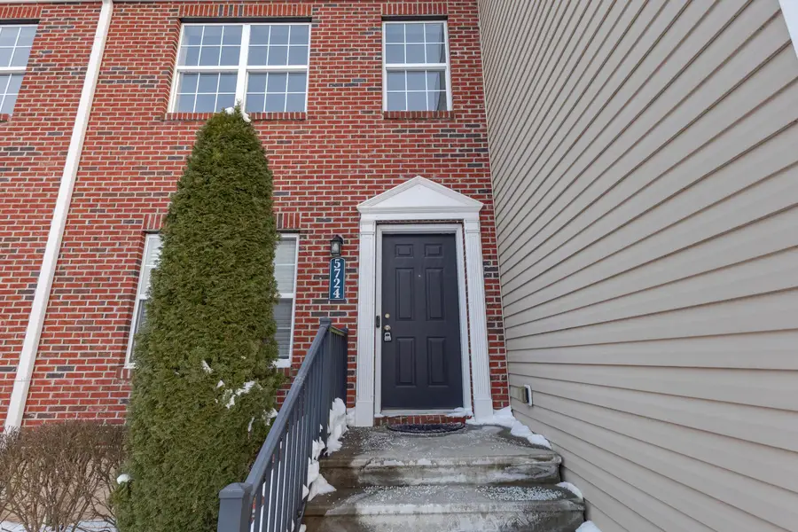 5724 Winding Rock Drive, Westerville, OH 43081 - Image #2