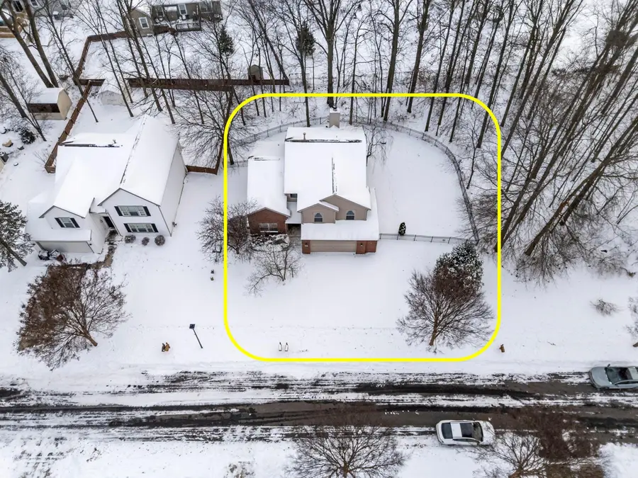 657 Norfolk Square S, Pickerington, OH 43147 - Image #2