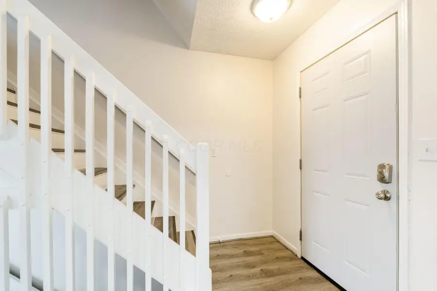 5762 Belmore Drive, Hilliard, OH 43026 - Image #2