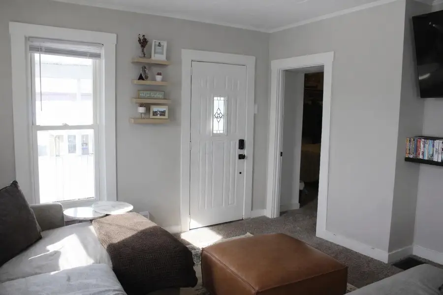 340 N Culver Street, Logan, OH 43138 - #3