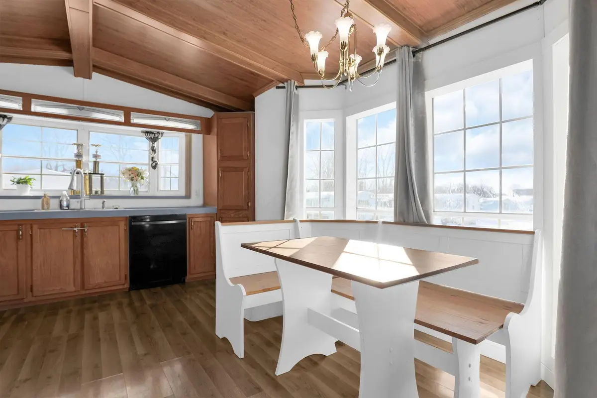 4150 Martinsburg Drive, Columbus, OH 43207 - Image #1