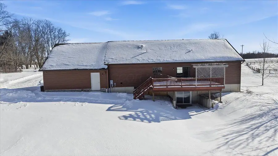 5249 Johnstown Road, Mount Vernon, OH 43050 - #3