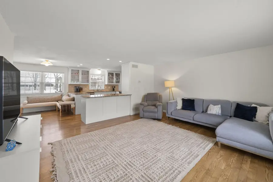 6866 Harlem Road, Westerville, OH 43081 - #2