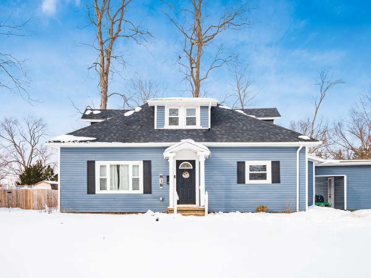 818 W 8th Street, Marysville, OH 43040 - #1