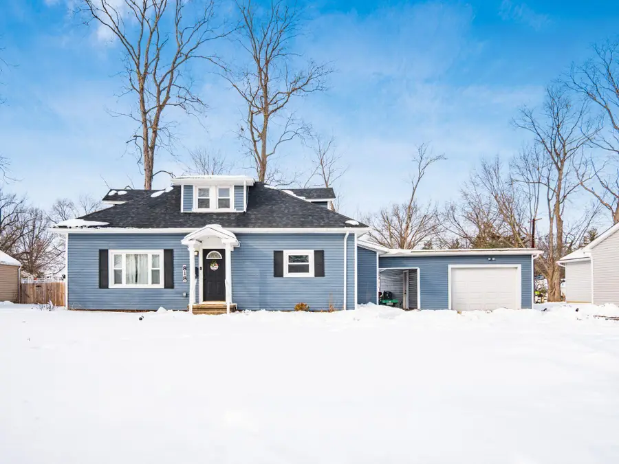 818 W 8th Street, Marysville, OH 43040 - #2