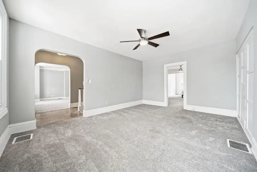 378 E Franklin Street, Circleville, OH 43113 - #2