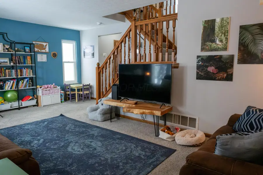 2361 Sunladen Drive, Grove City, OH 43123 - Image #3