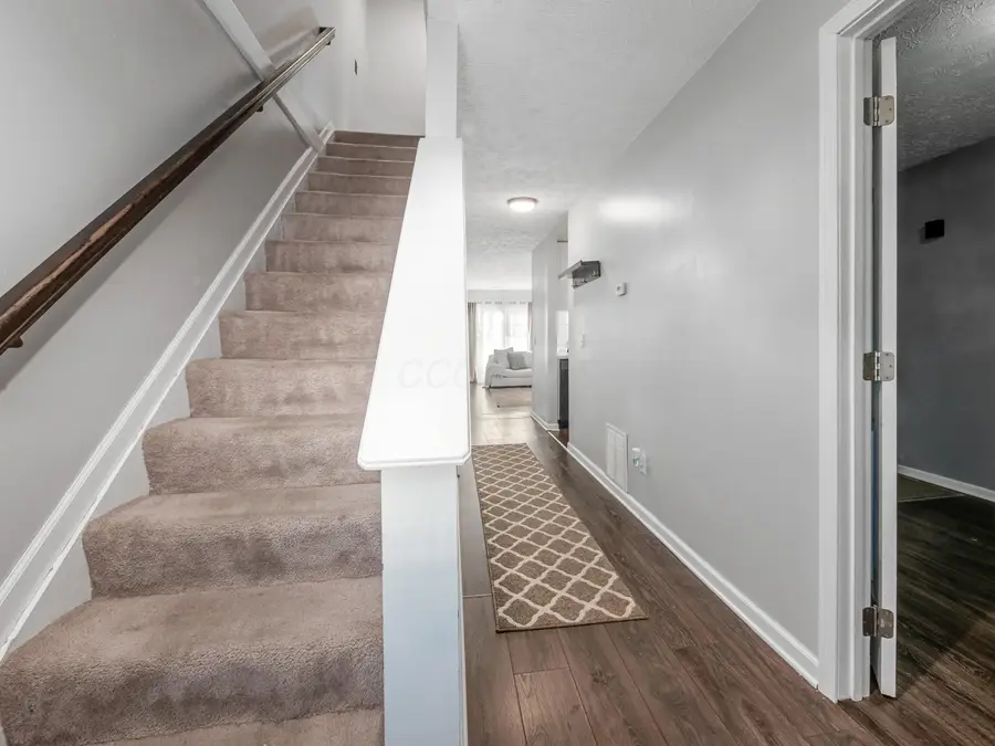 4633 Parrau Drive, Columbus, OH 43228 - #3